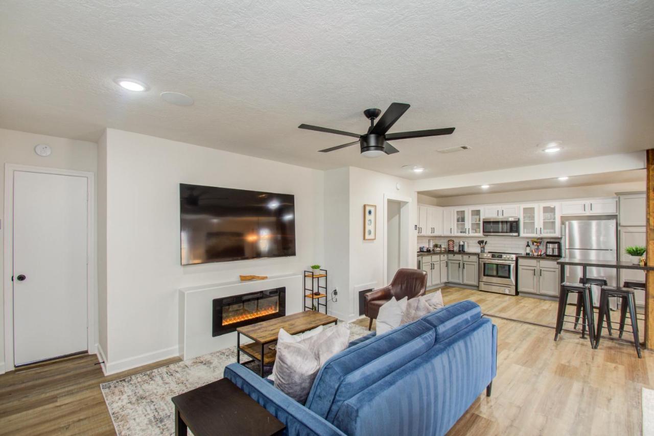 The Gated Modern Home Near Nrg And Medical Center Houston Exterior foto