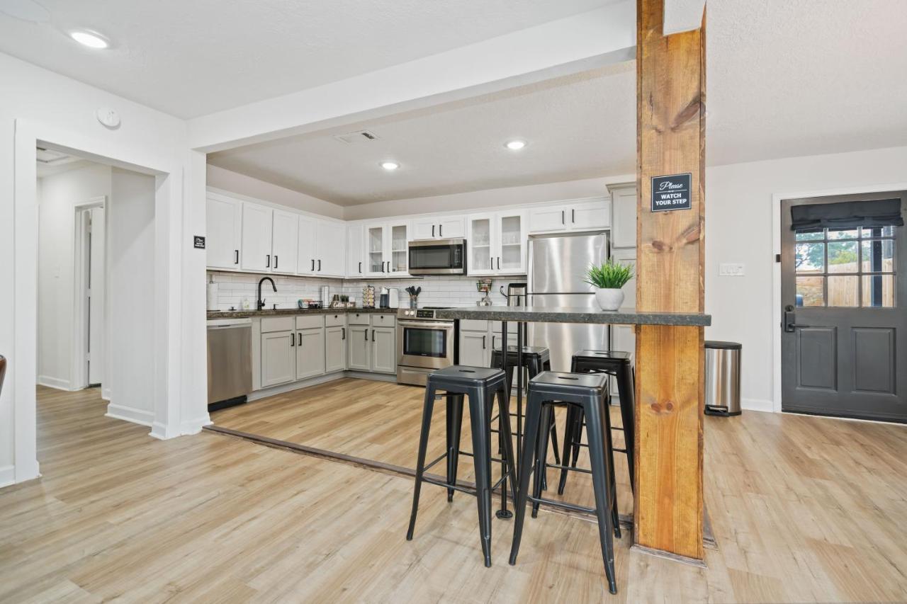 The Gated Modern Home Near Nrg And Medical Center Houston Exterior foto